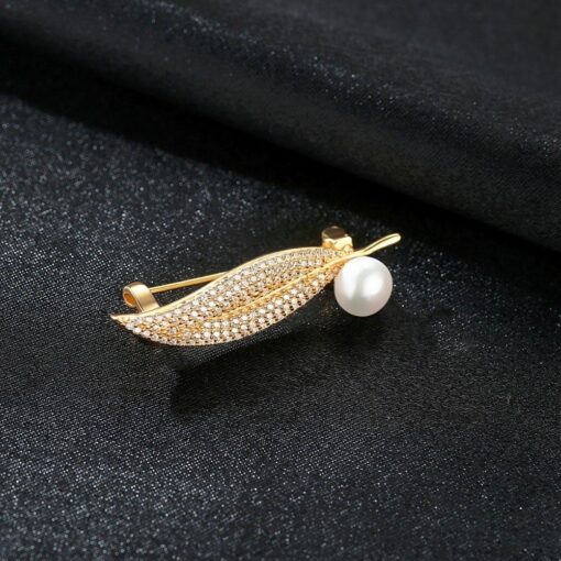 Wholesale Elegant Gold Color Plated Tiny Brooch 5