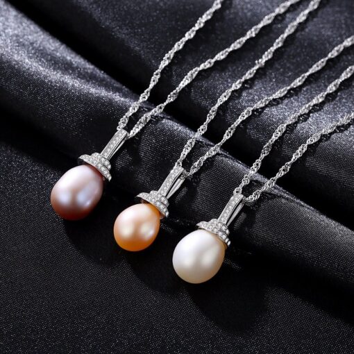 Wholesale Necklaces Fancy Natural Freshwater Pearl 3