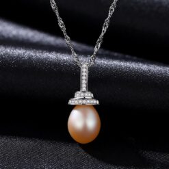 Wholesale Necklaces Fancy Natural Freshwater Pearl 4