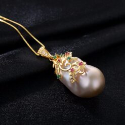 Wholesale Necklaces Freshwater Pearl Pendant Necklace With 4