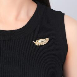 Wholesale New Fashion Luxury 18k Gold Plated Brooches 1