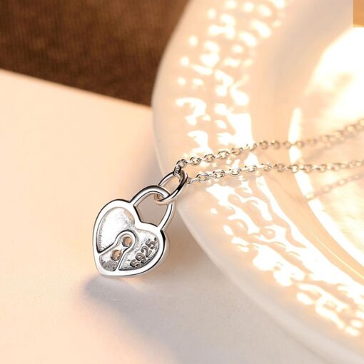 Wholesale Lacie Heart Pendant Necklace for Women 4