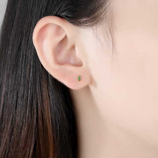 14k Emerald Green Gemstone Earrings 5
