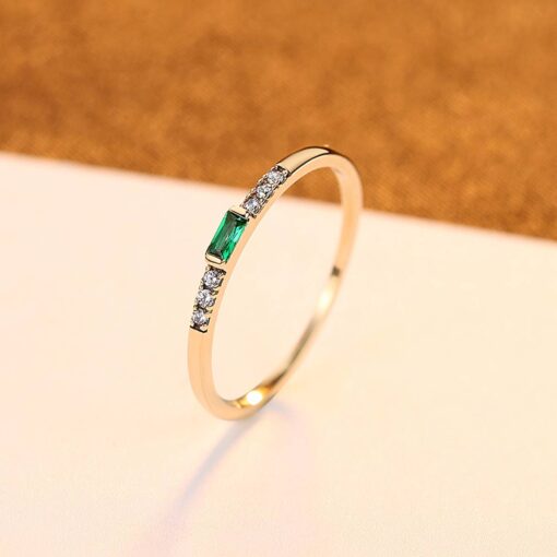 Charming 14 K Gold Green AAA Cubic Zircon Ring 3