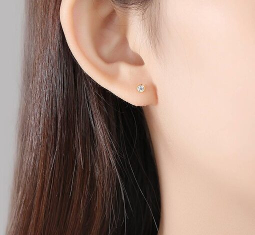 Single Cubic Zirconia 14 K Solid Gold Women Earrings 1