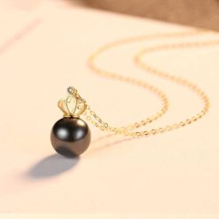 18K-Gold-Graceful-Crown-Black-Pearl-Pendant-Necklace-11