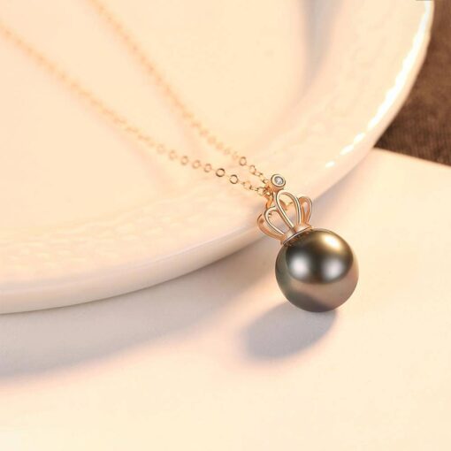 18K-Gold-Graceful-Crown-Black-Pearl-Pendant-Necklace-12